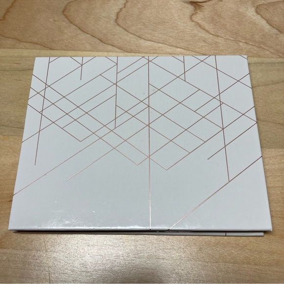 Sydney Grace 21 Matte Eyeshadow Singles Small Medium Palette Blue Green Grey Lot - Picture 9 of 13